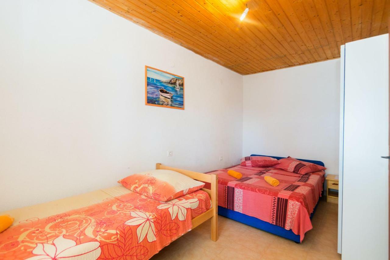Apartments Robinzon Petar Gdinj Zewnętrze zdjęcie